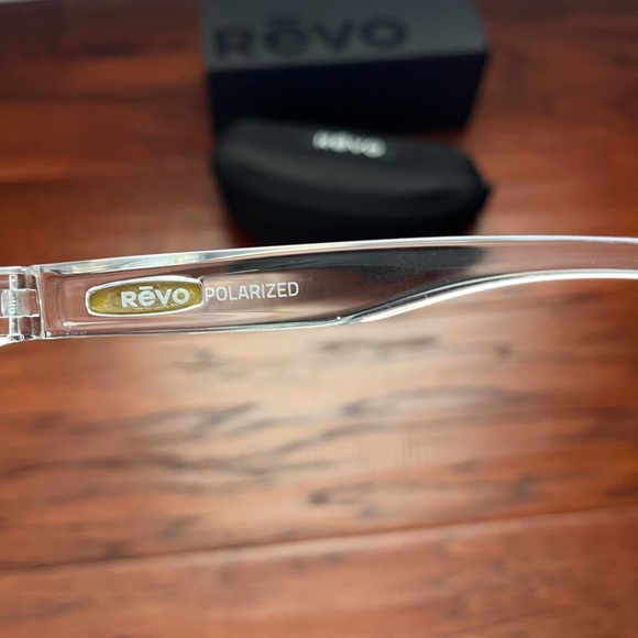 Revo Harness Crystal Blue Polarized Sunglasses. New in Box. - Picture 7 of 14